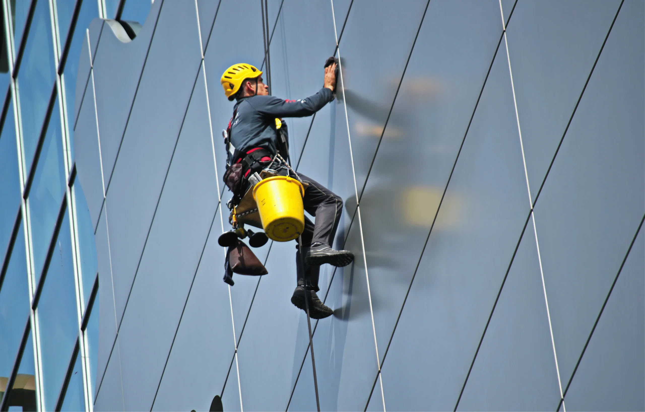 Facade Cleaning Services in Dubai