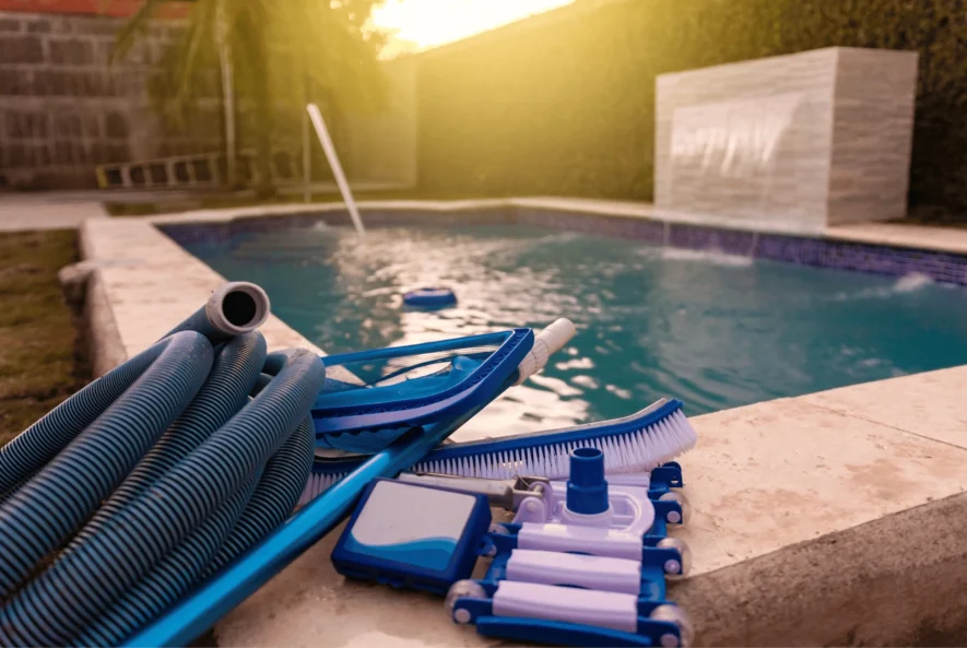 swimming pool cleaning services in Dubai