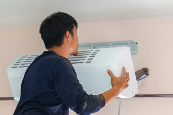 AC Duct Cleaning in Dubai